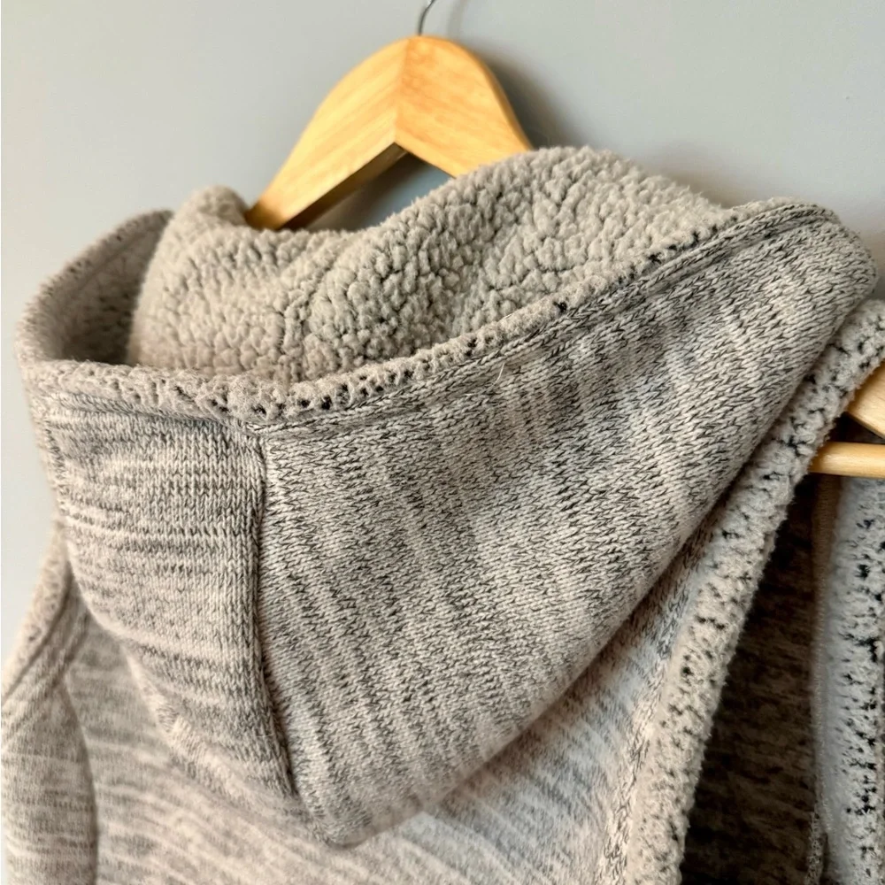 Kuhl Alaska Women’s Cozy Sleeveless Zip-Up Hooded Vest w/ Pockets - Heather Gray - Picture 9 of 12